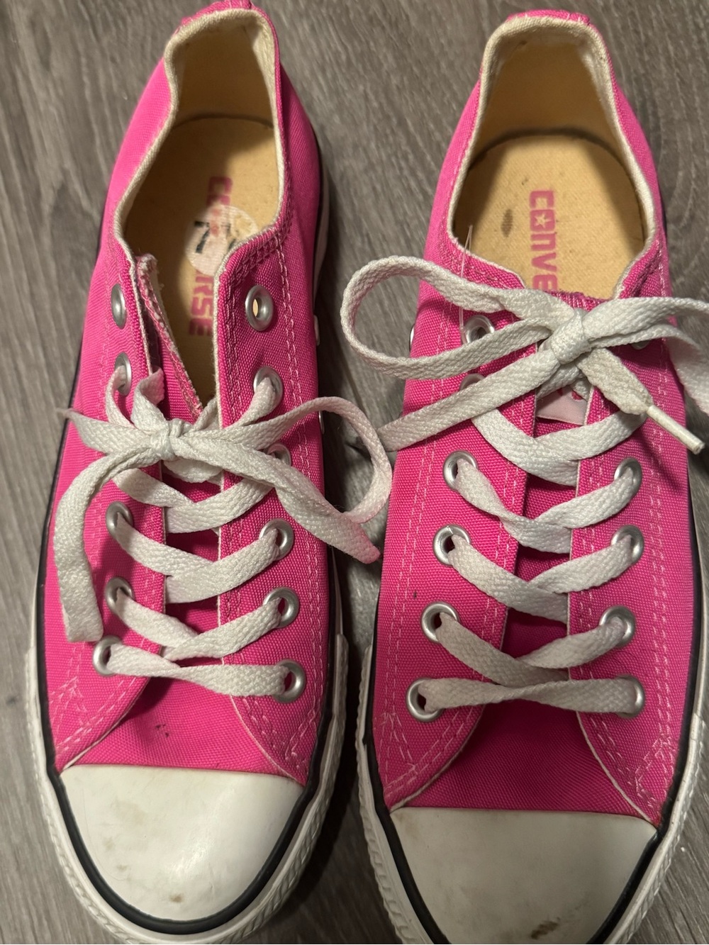 Converse Kids Pink Low-Top Canvas Sneakers with White Laces
